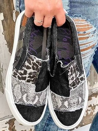 Astrid | Trendy Pain-Relief Slip-Ons