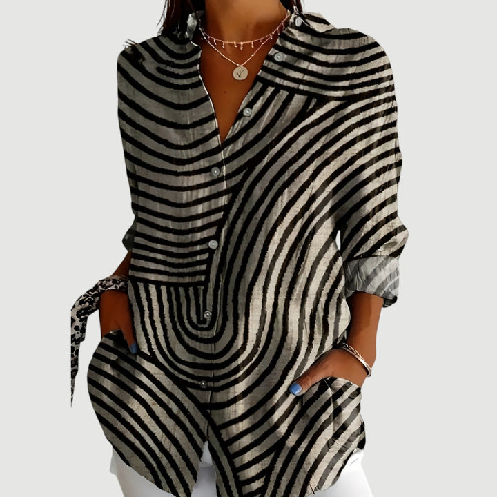 Maja™ | Blouse with Colorful Design